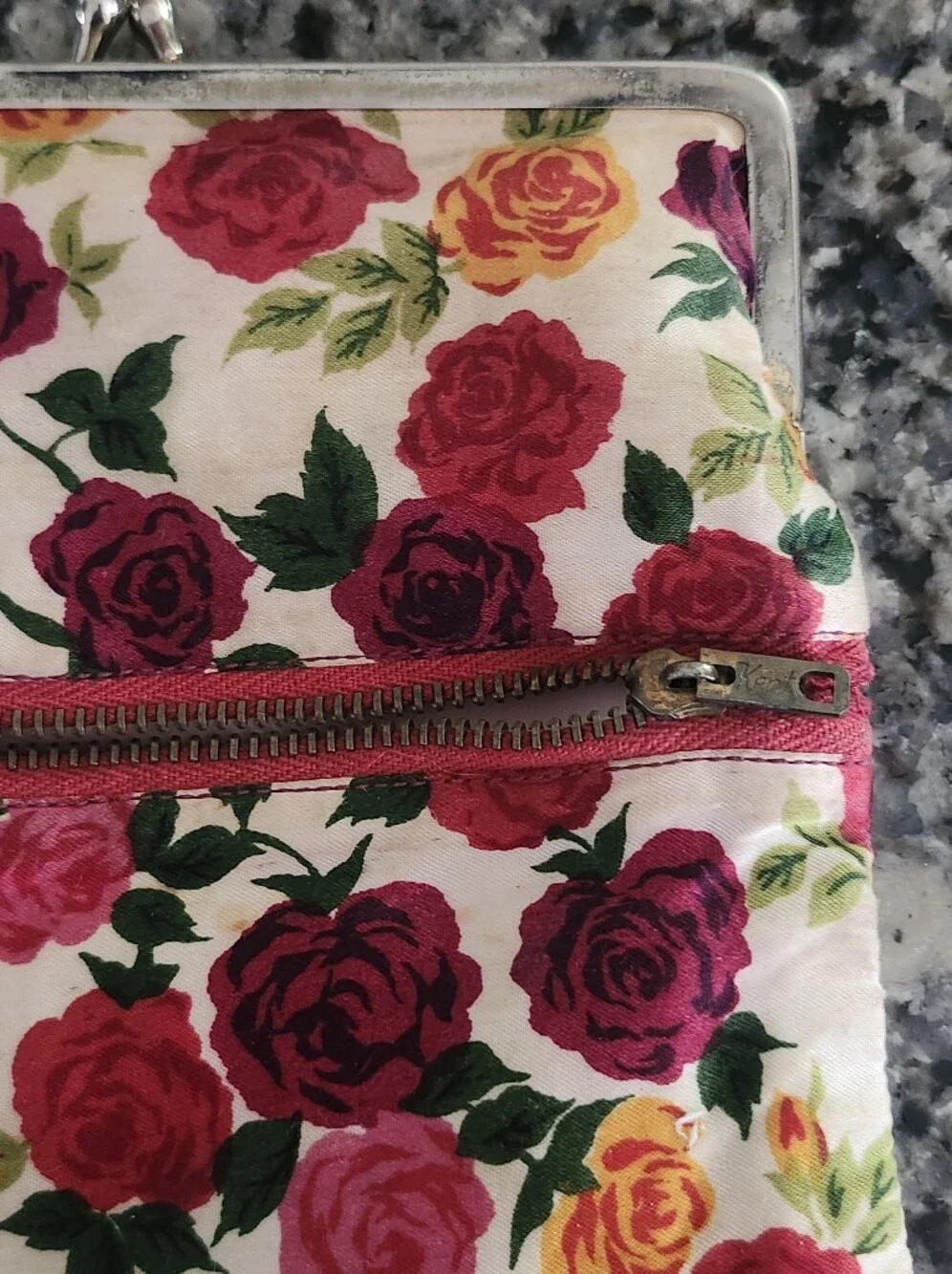 Vtg MCM Celebrity New York Floral Rose Print Kiss-Lock Coin Purse - Pink/Red